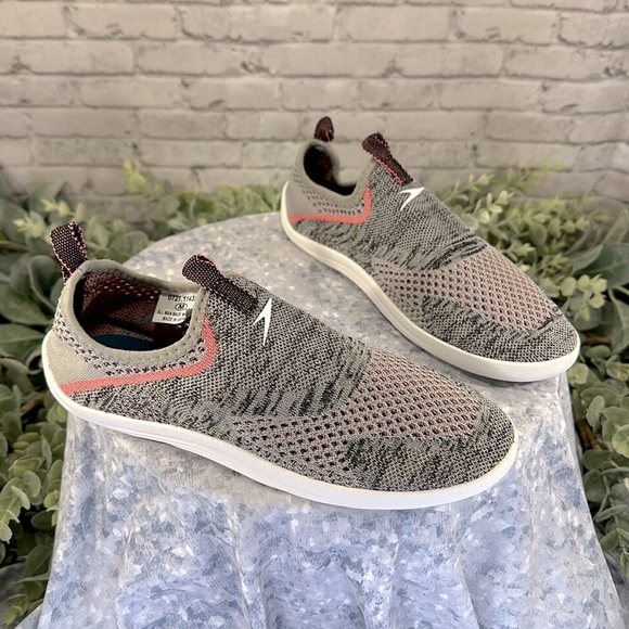 Speedo “Surfstrider” Black/Gray/Pink Stretch Knit Water Shoes WMS 7-8☀️NWOT - Picture 9 of 9